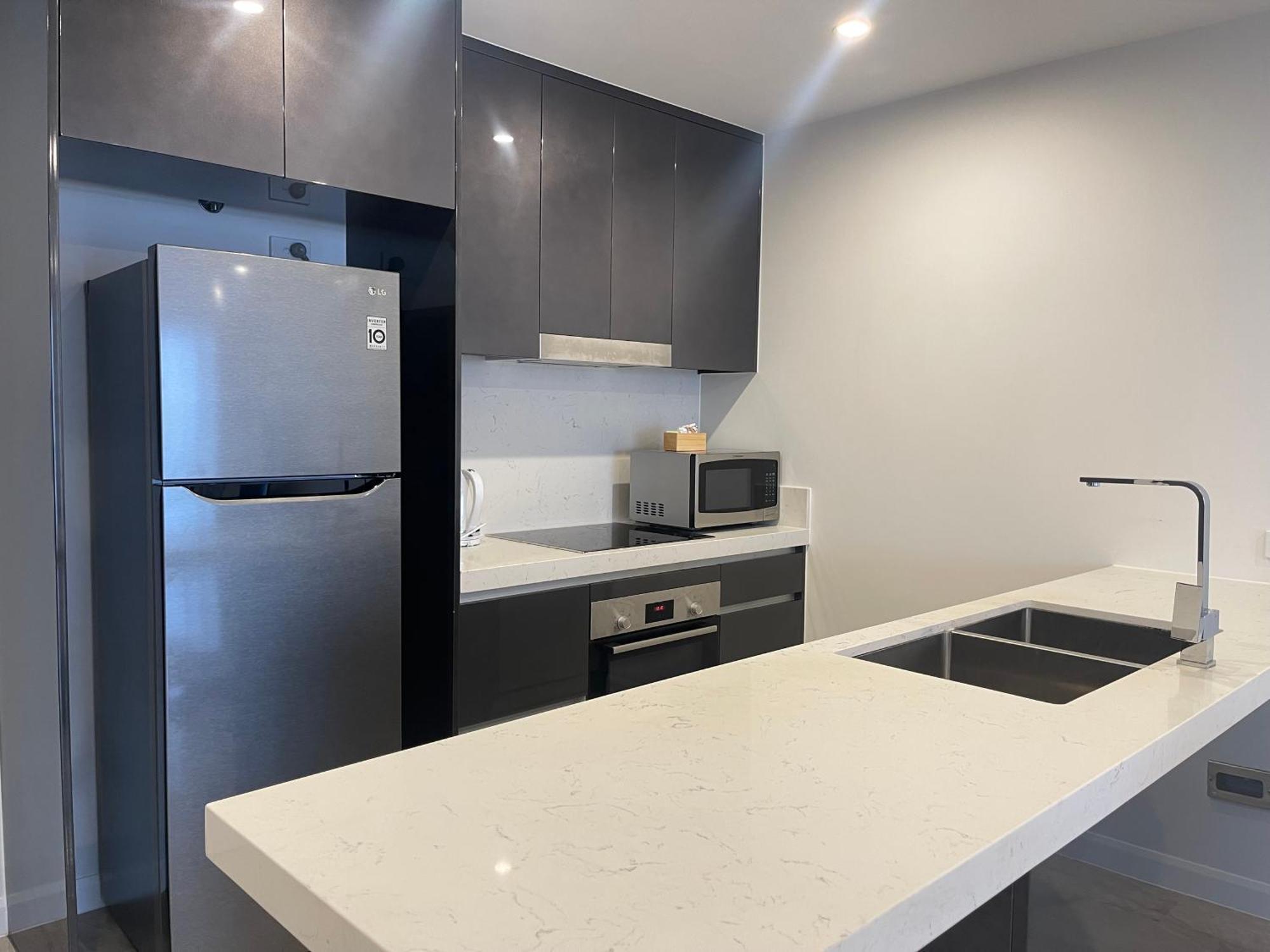 Serenity Surfers Paradise Gold Coast Exterior foto